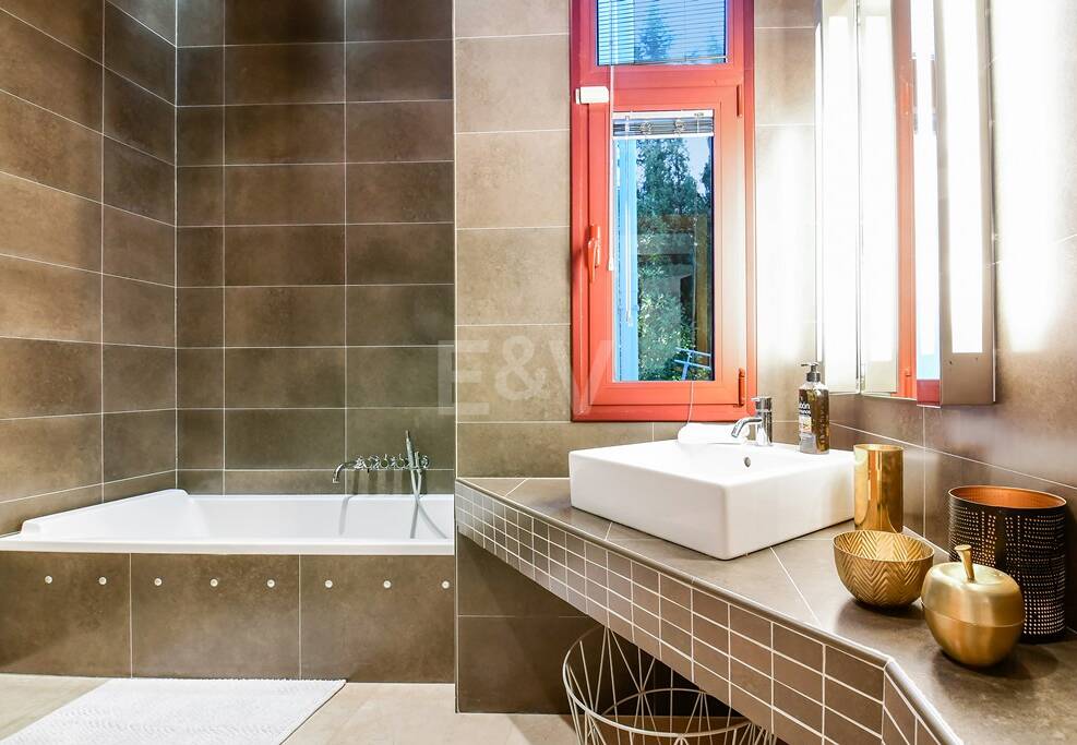 Modern villa med panoramautsikt, Nueva Andalucía