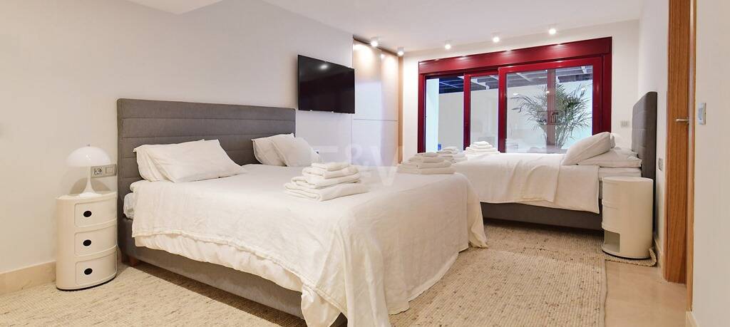 Modern villa med panoramautsikt, Nueva Andalucía