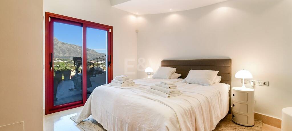 Modern villa med panoramautsikt, Nueva Andalucía