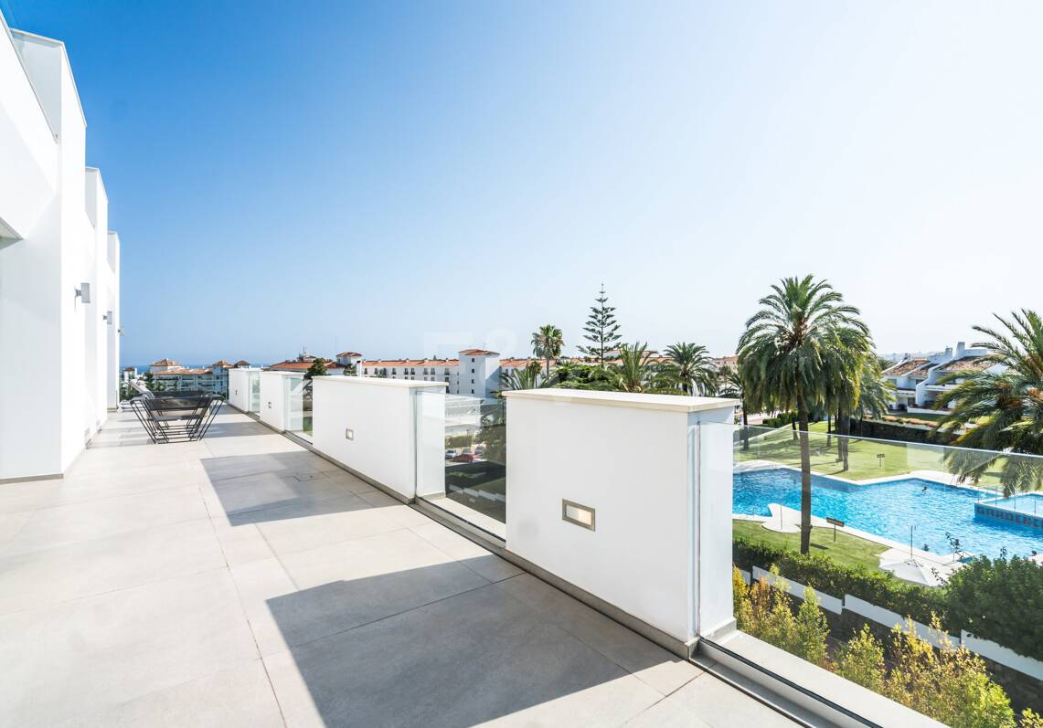 Prächtige Luxusvilla in Puerto Banús mit hochmodernem Design