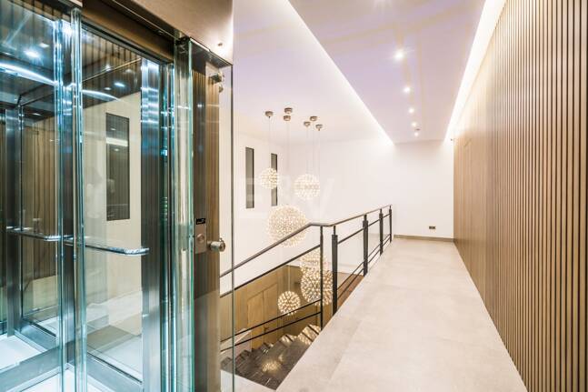 Magnifique Villa de luxe à Puerto Banús avec design d'état de l'art