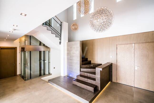 Magnifique Villa de luxe à Puerto Banús avec design d'état de l'art