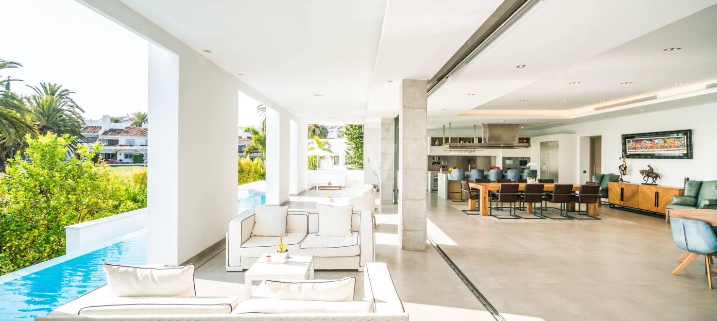 Prächtige Luxusvilla in Puerto Banús mit hochmodernem Design