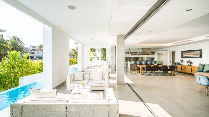 Magnifique Villa de luxe à Puerto Banús avec design d'état de l'art