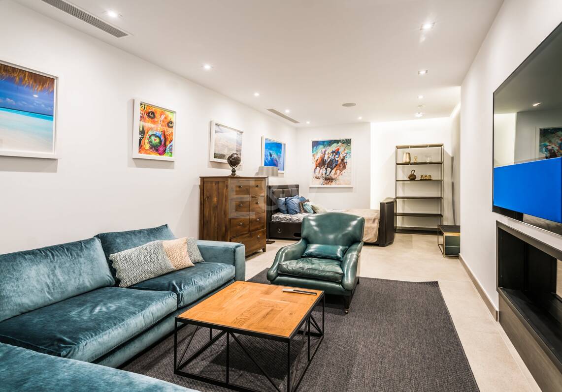Prächtige Luxusvilla in Puerto Banús mit hochmodernem Design
