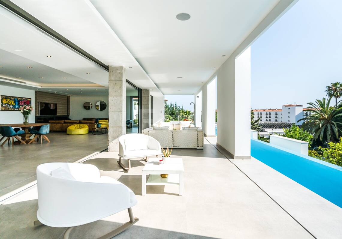 Prächtige Luxusvilla in Puerto Banús mit hochmodernem Design