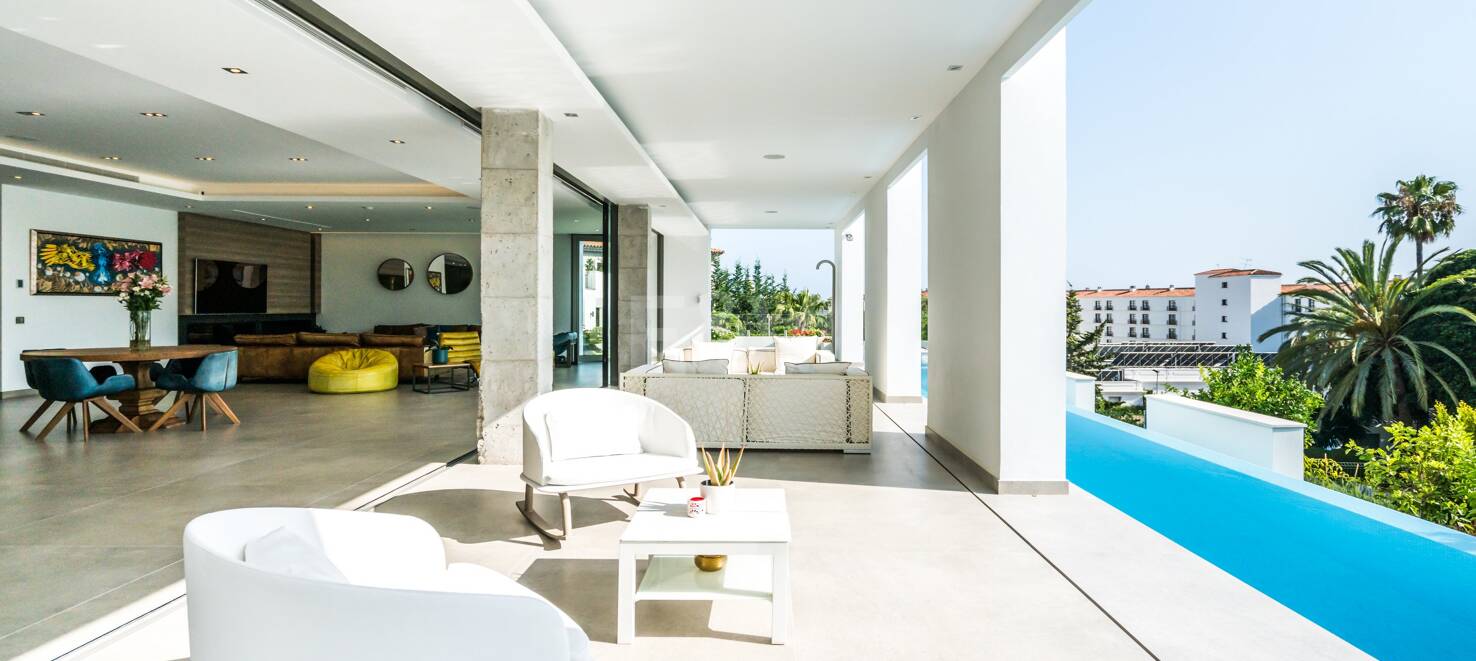Prächtige Luxusvilla in Puerto Banús mit hochmodernem Design