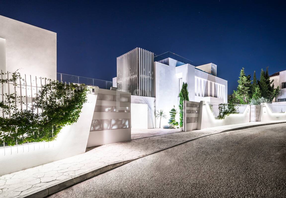 Magnifique Villa de luxe à Puerto Banús avec design d'état de l'art