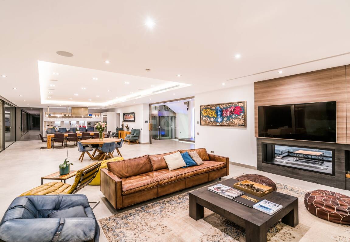 Magnifique Villa de luxe à Puerto Banús avec design d'état de l'art