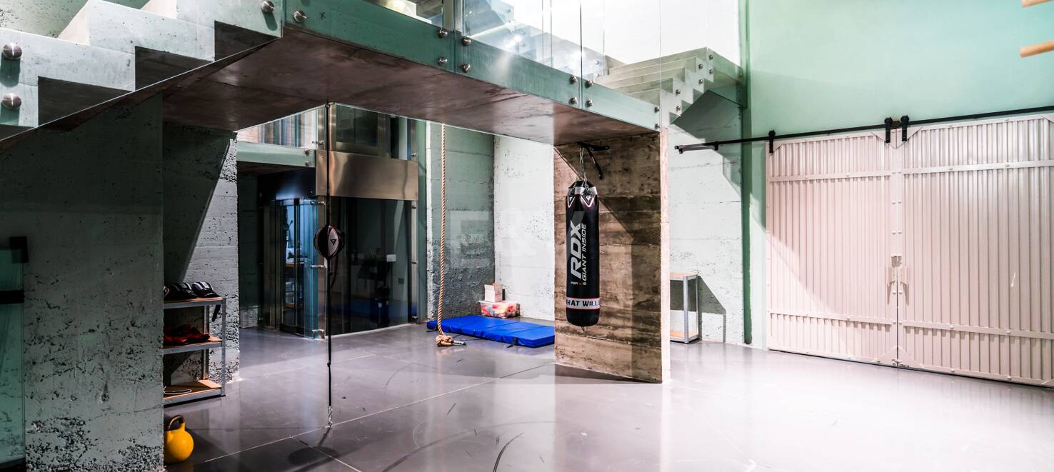 Prächtige Luxusvilla in Puerto Banús mit hochmodernem Design