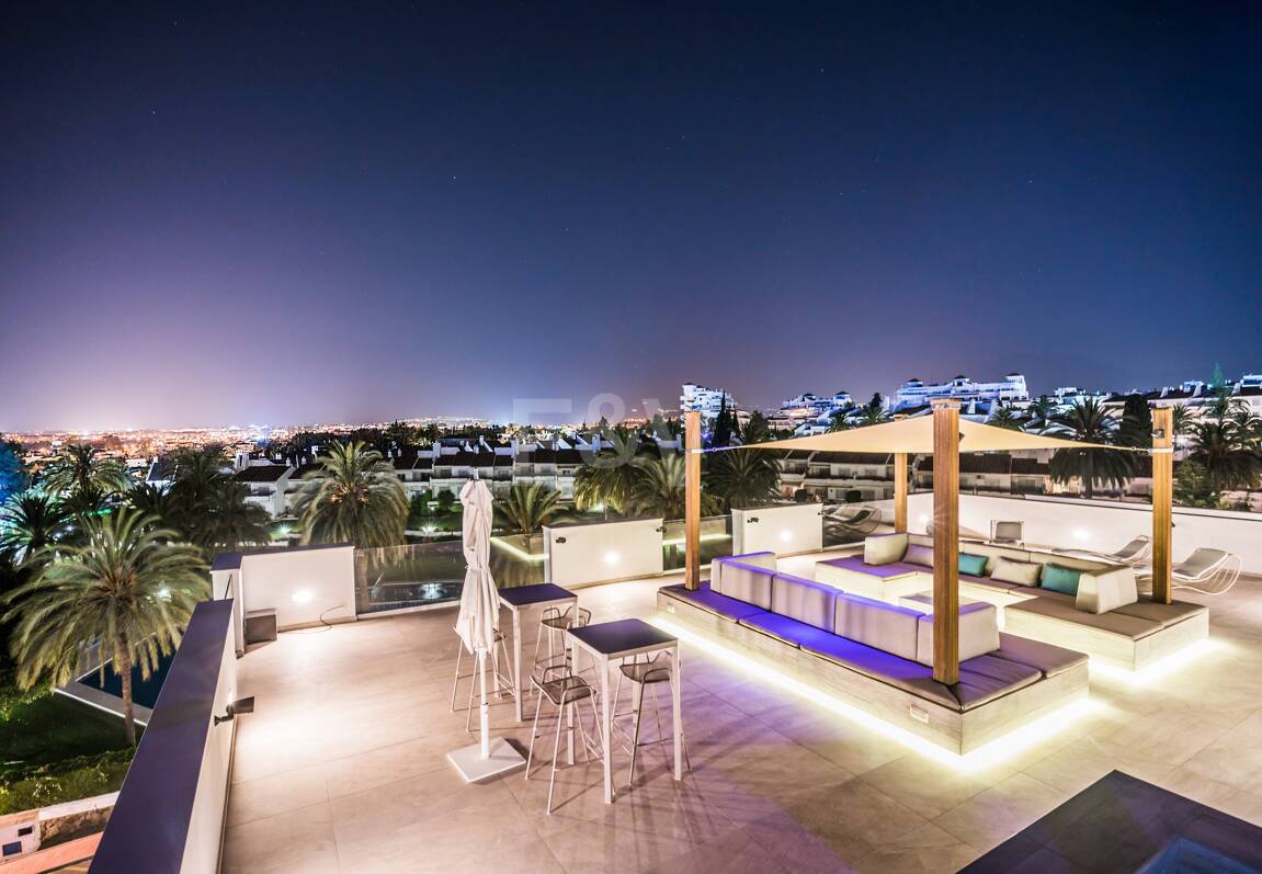 Magnifique Villa de luxe à Puerto Banús avec design d'état de l'art