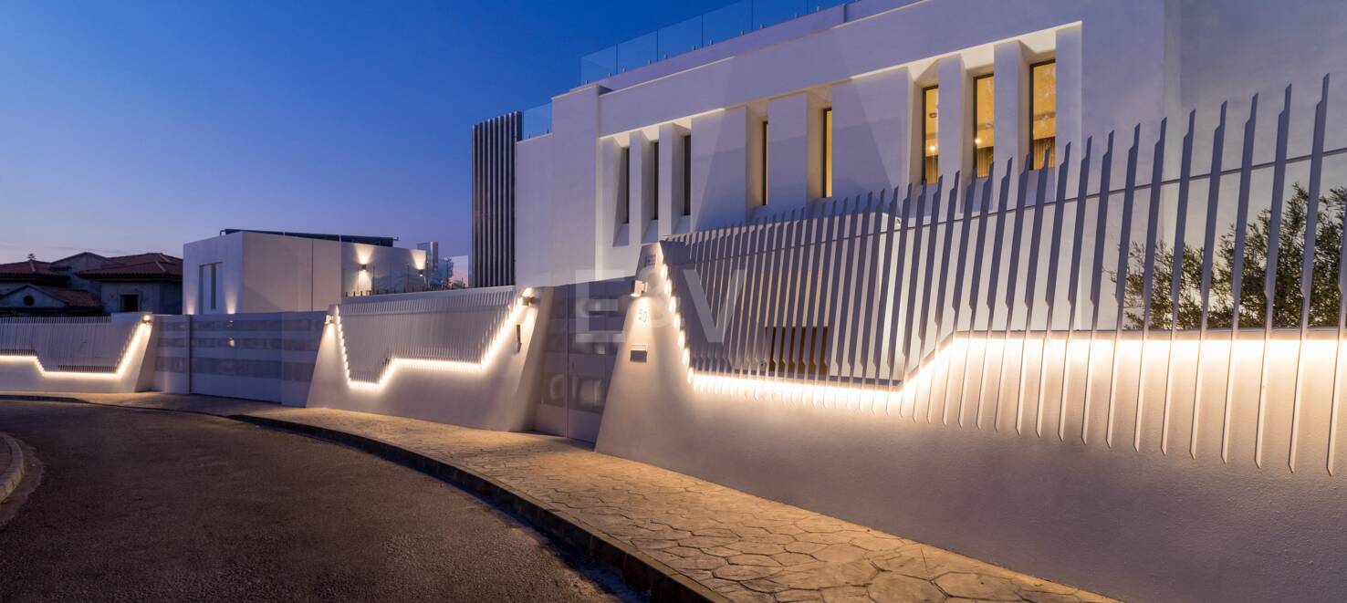 Prächtige Luxusvilla in Puerto Banús mit hochmodernem Design