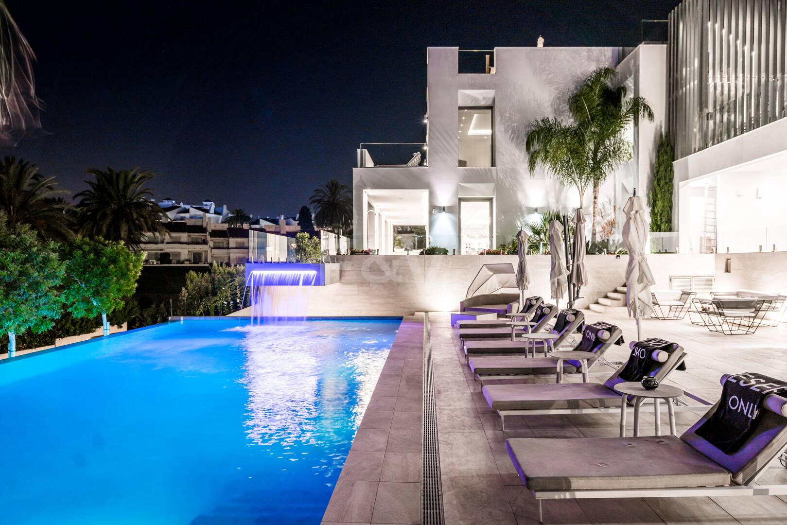 Magnifique Villa de luxe à Puerto Banús avec design d'état de l'art