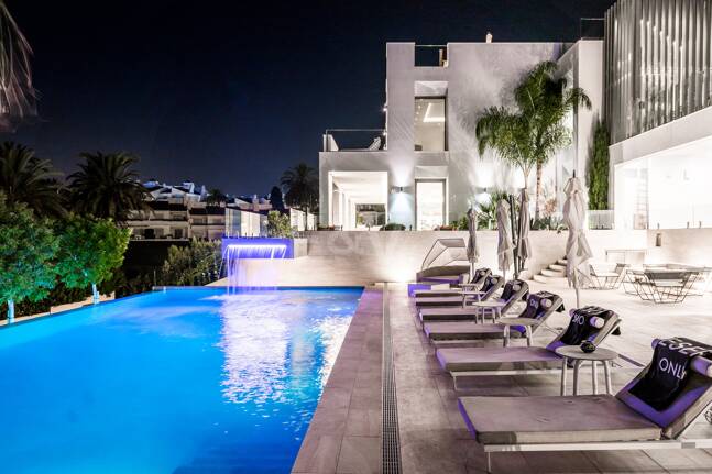 Magnifique Villa de luxe à Puerto Banús avec design d'état de l'art