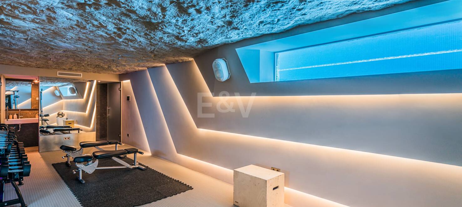 Prächtige Luxusvilla in Puerto Banús mit hochmodernem Design