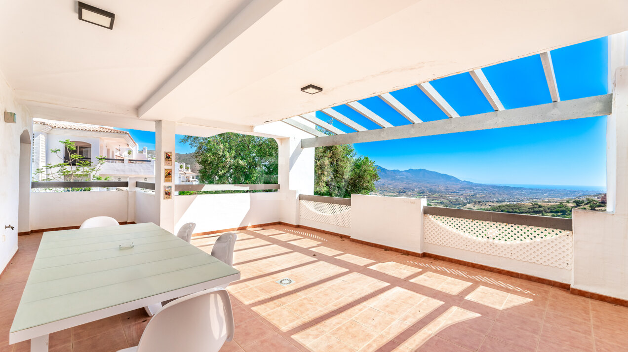 Impresionante Apartamento con Vistas al Mar en La Mairena