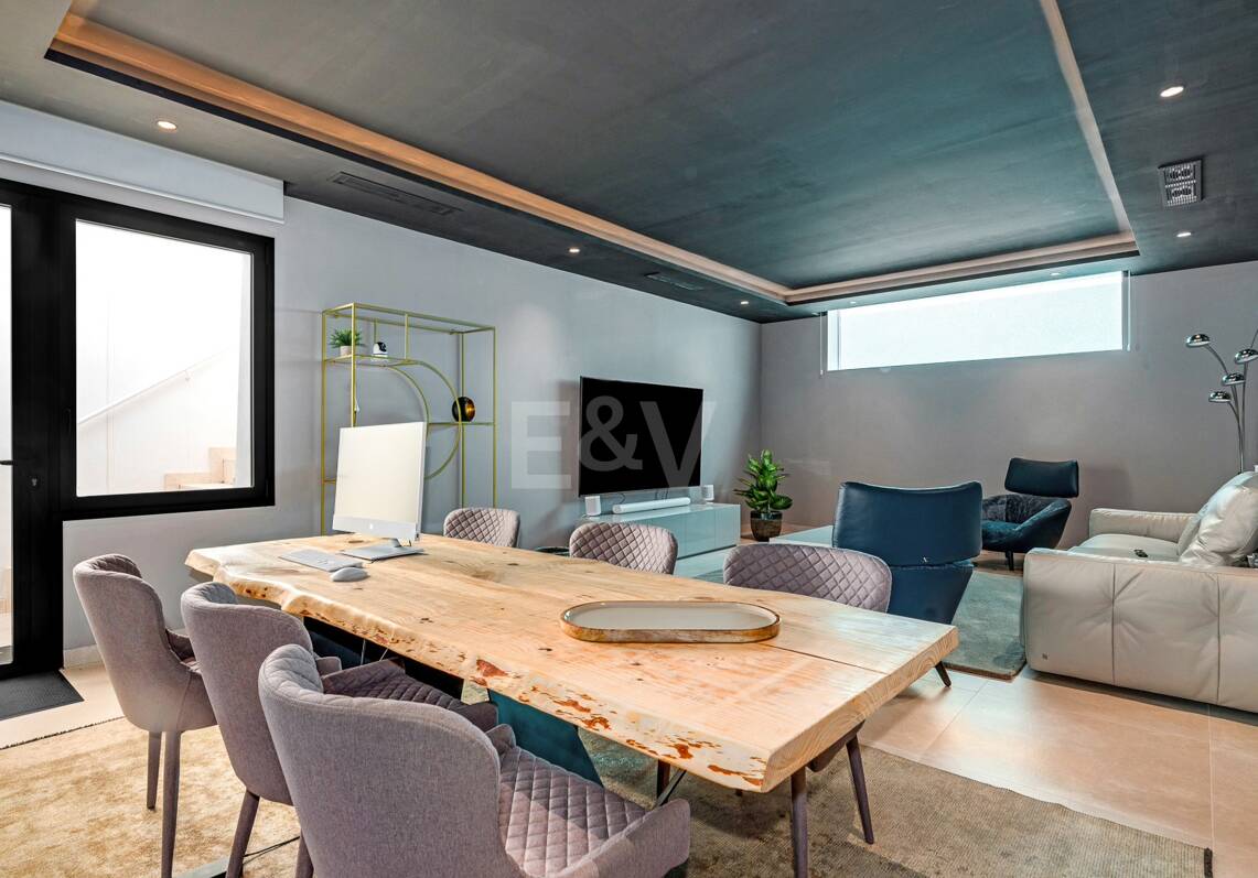 Villa de estilo contemporáneo en La Fuente y a poca distancia de la playa