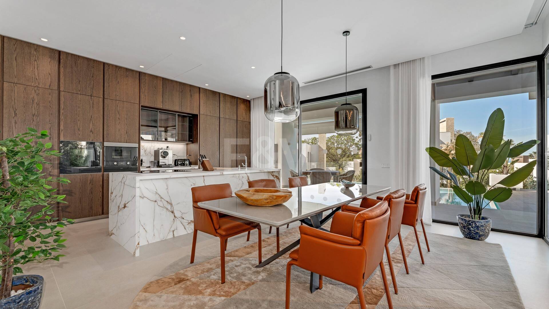 Stylish Modern Villa in La Fuente, Walking Distance to the Beach