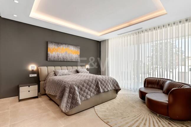 Stylish Modern Villa in La Fuente, Walking Distance to the Beach