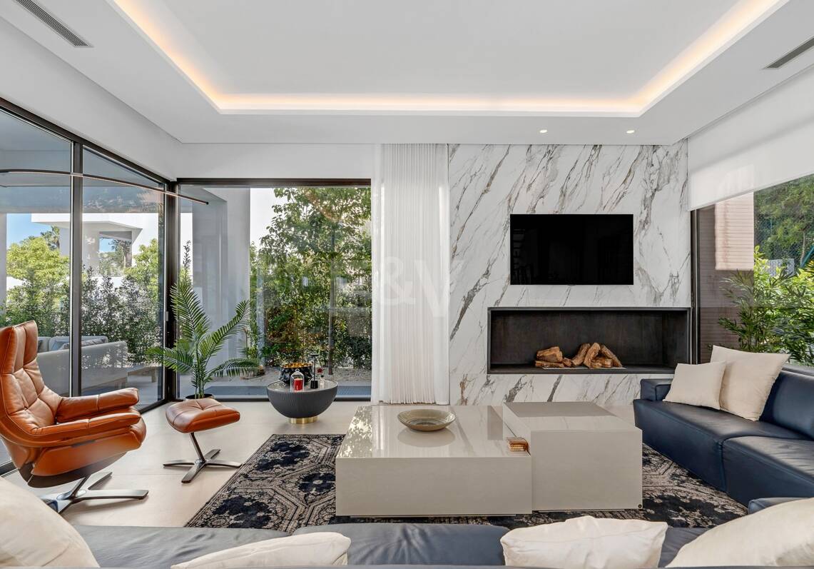 Villa de estilo contemporáneo en La Fuente y a poca distancia de la playa