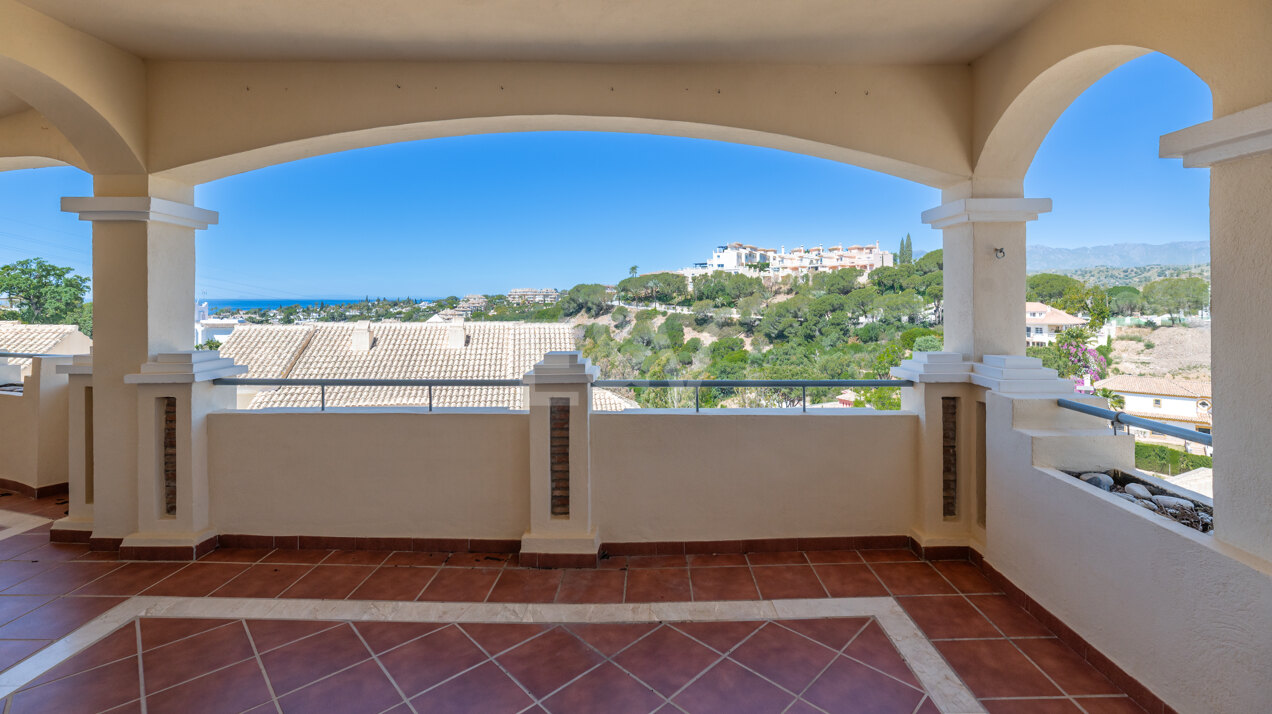 Wunderschöne 2-Schlafzimmer-Wohnung in Elviria, Marbella