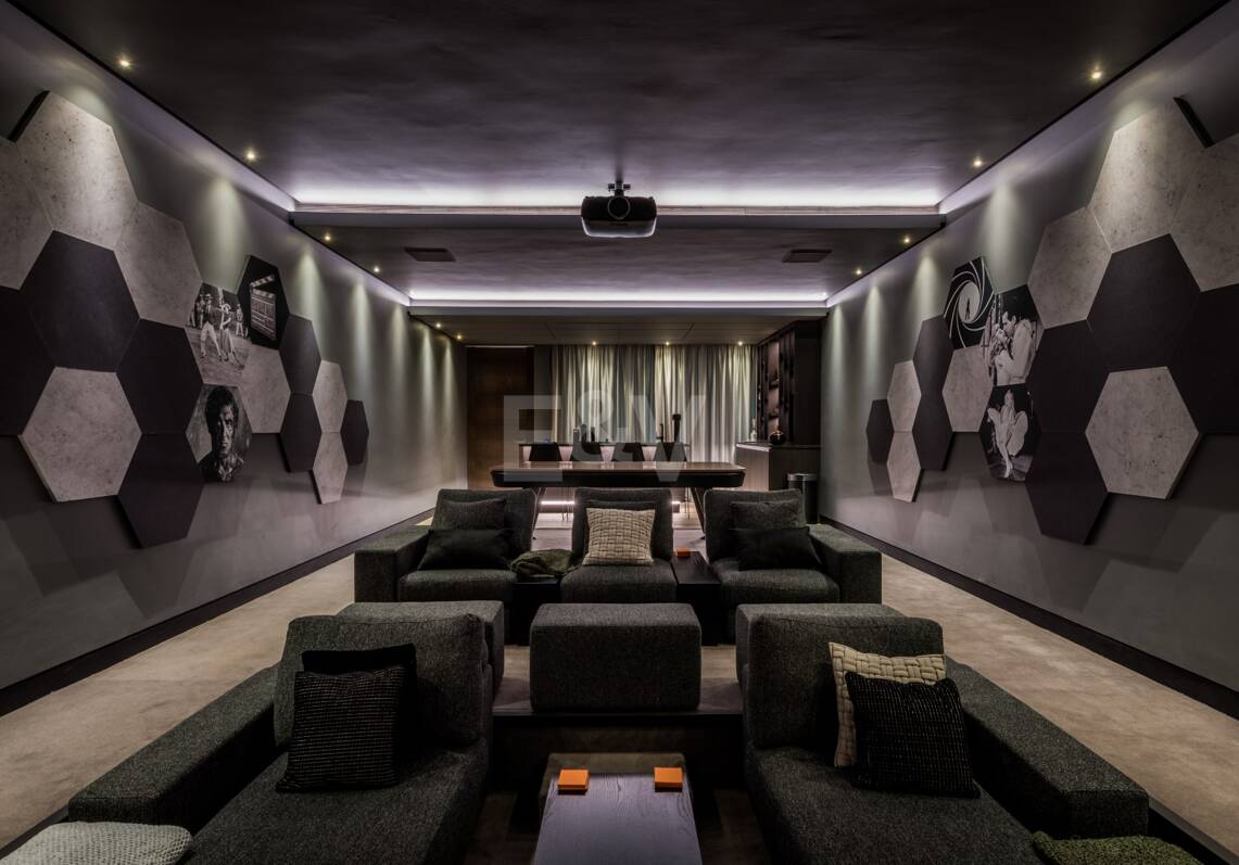 Front -Line Golf Villa avec vue sur la mer, équipements de luxe dans un emplacement privilégié