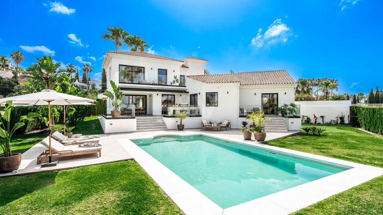 Villa à vendre en El Rosario, Marbella Est