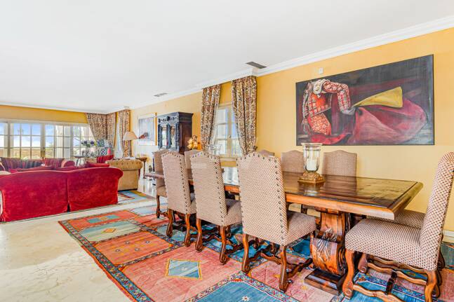 Atemberaubende Strandvilla in der besten Lage von Oasis Club