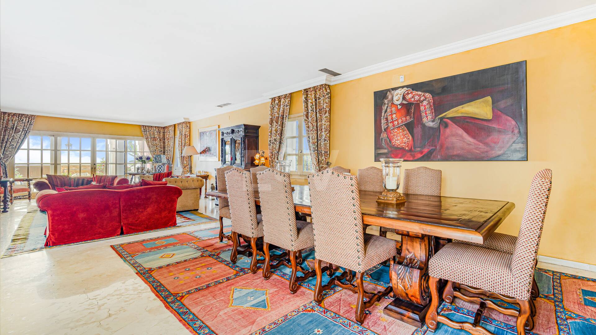 Atemberaubende Strandvilla in der besten Lage von Oasis Club