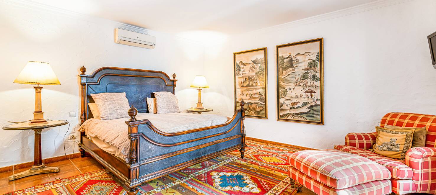 Atemberaubende Strandvilla in der besten Lage von Oasis Club