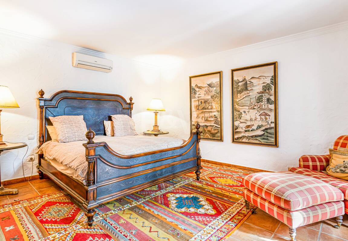 Atemberaubende Strandvilla in der besten Lage von Oasis Club