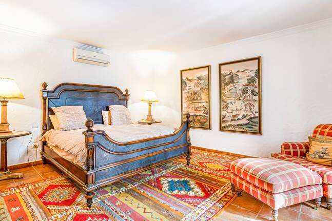 Atemberaubende Strandvilla in der besten Lage von Oasis Club