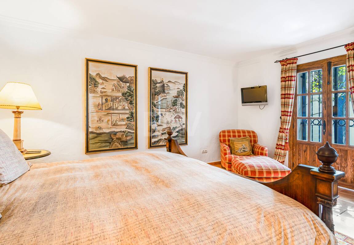 Atemberaubende Strandvilla in der besten Lage von Oasis Club