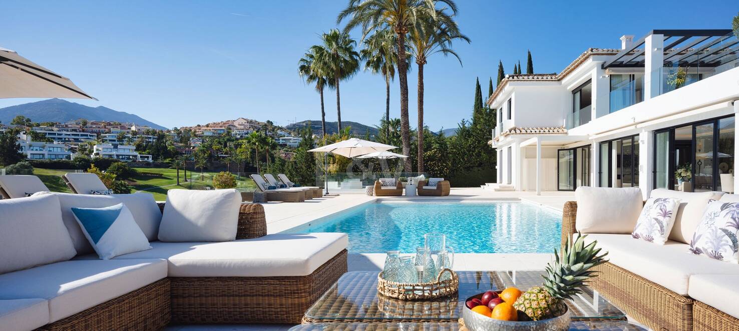 Outstanding Villa in Los Naranjos, frontline Golf
