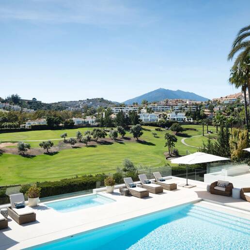 Outstanding Villa in Los Naranjos, frontline Golf