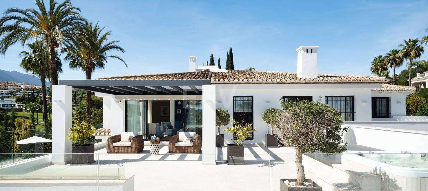Outstanding Villa in Los Naranjos, frontline Golf
