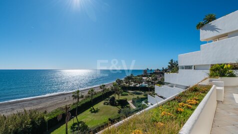 Amazing Beachfront Duplex with Direct Panoramic Sea Views in Guadalmina Baja.