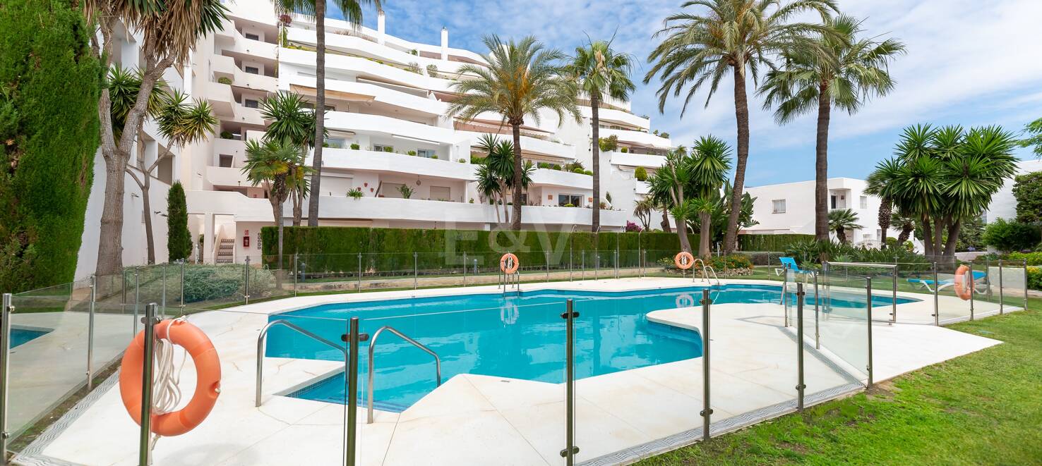 Magnifique appartement à Puerto Banus Situé dans la zone principale