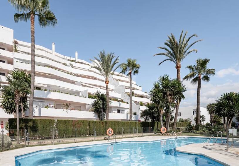 Underbar lägenhet i Puerto Banus Set i Prime Area