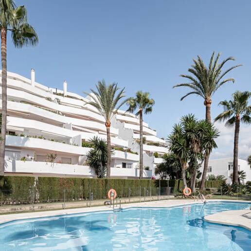 Magnifique appartement à Puerto Banus Situé dans la zone principale