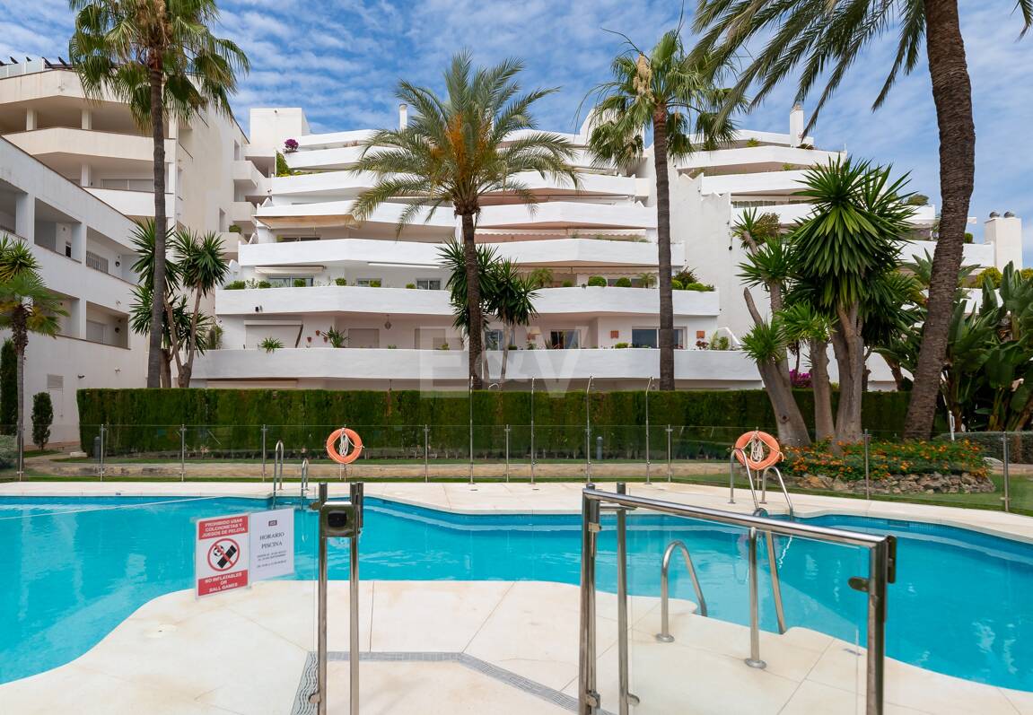 Underbar lägenhet i Puerto Banus Set i Prime Area