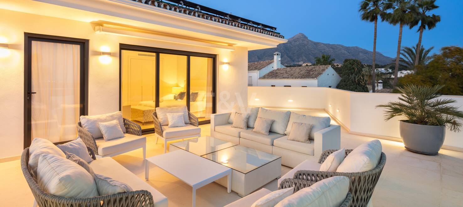 Villa única con vistas al golf y al mar