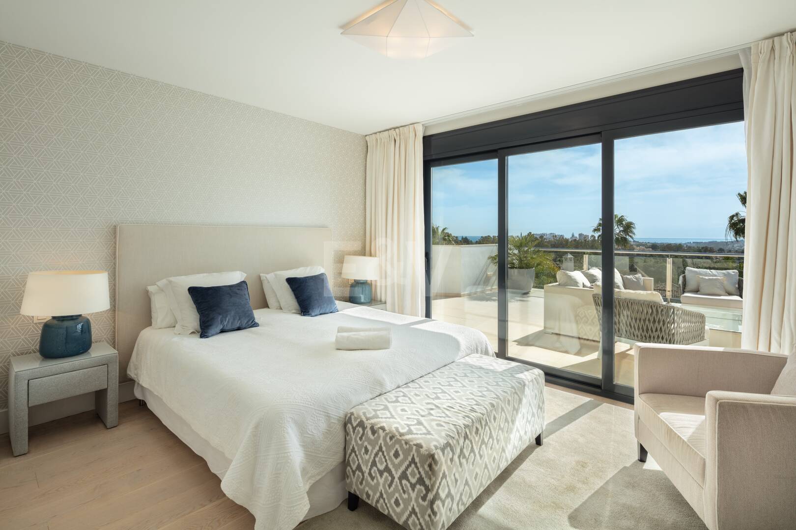 Unique Villa with Golf and Sea Views