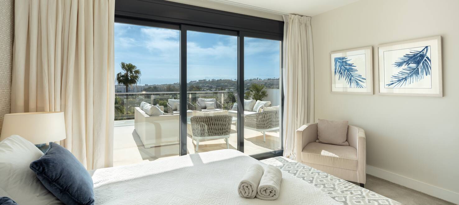 Villa única con vistas al golf y al mar