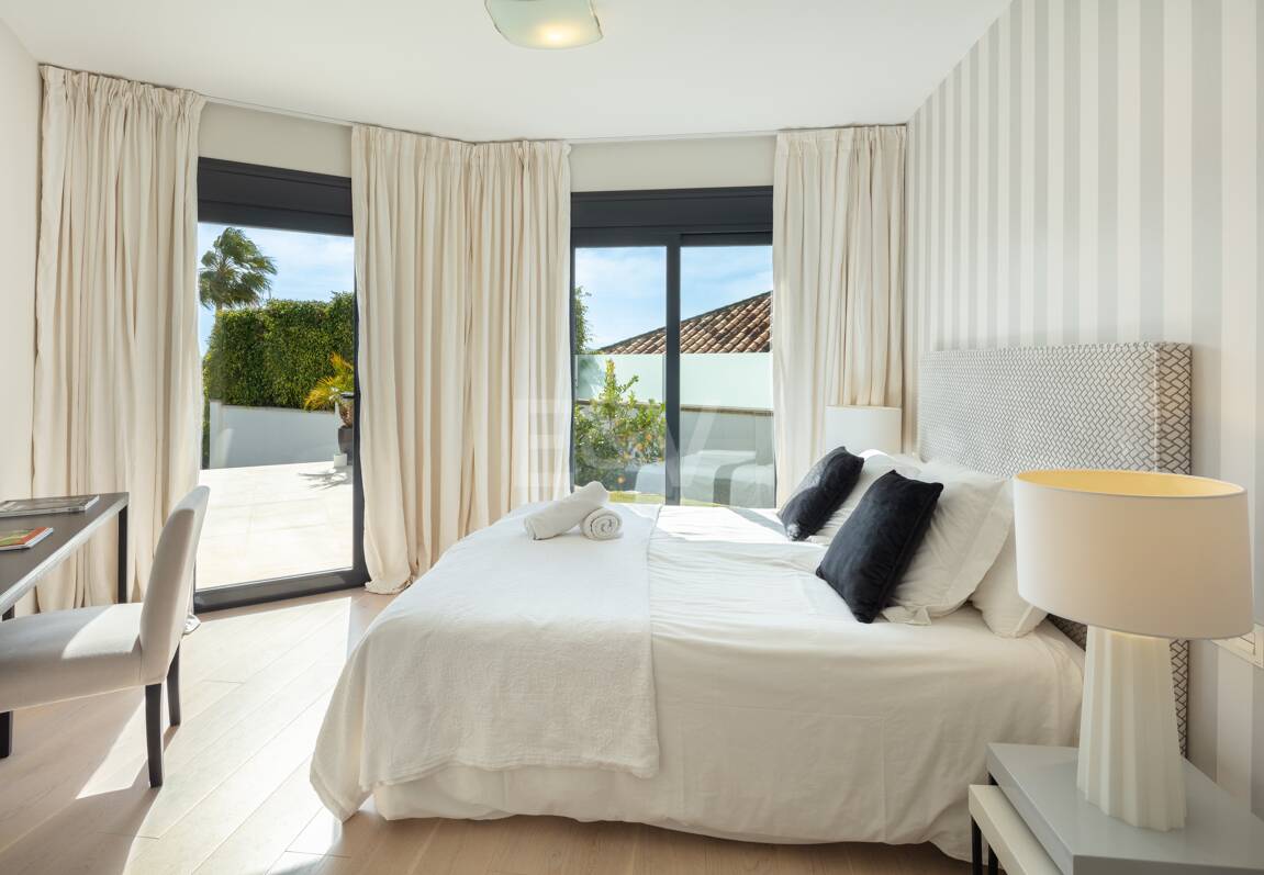 Unique Villa with Golf and Sea Views