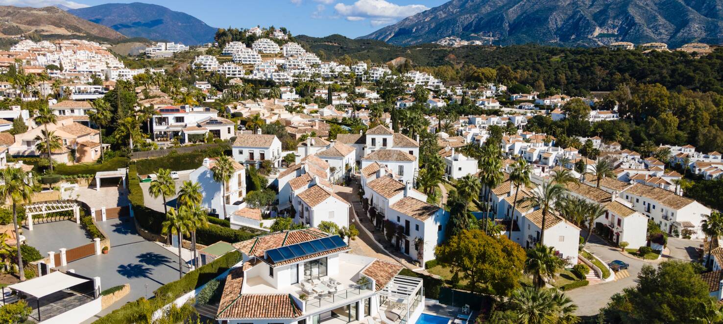 Villa única con vistas al golf y al mar