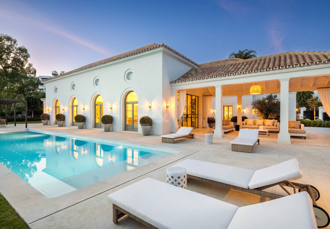 Extraordinary French Provincial Style Villa in Prime Location