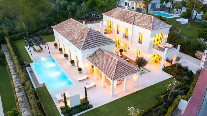 Extraordinaire Villa de style provincial français en premier lieu