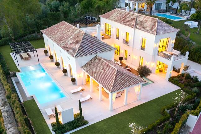Extraordinary French Provincial Style Villa in Prime Location