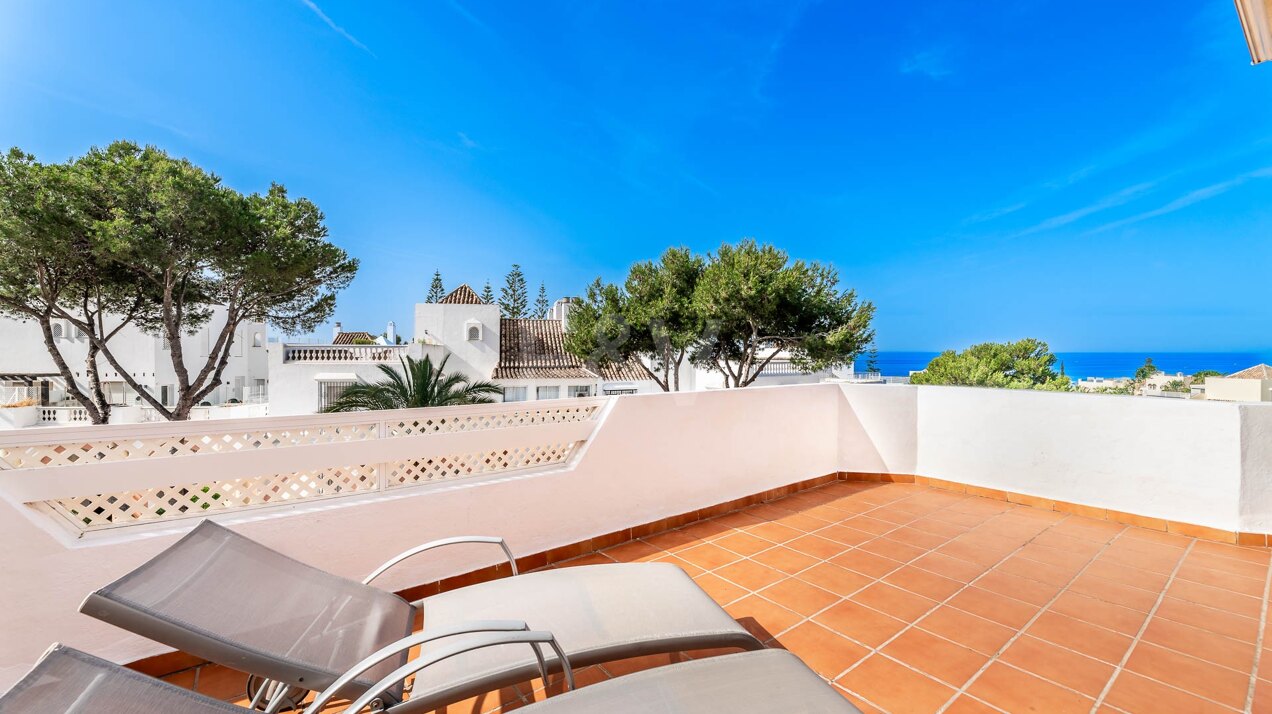 Penthaus am Strand in Elviria mit herrlichem Meerblick